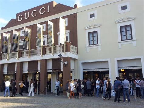 gucci outlet store italy|gucci factory in italy.